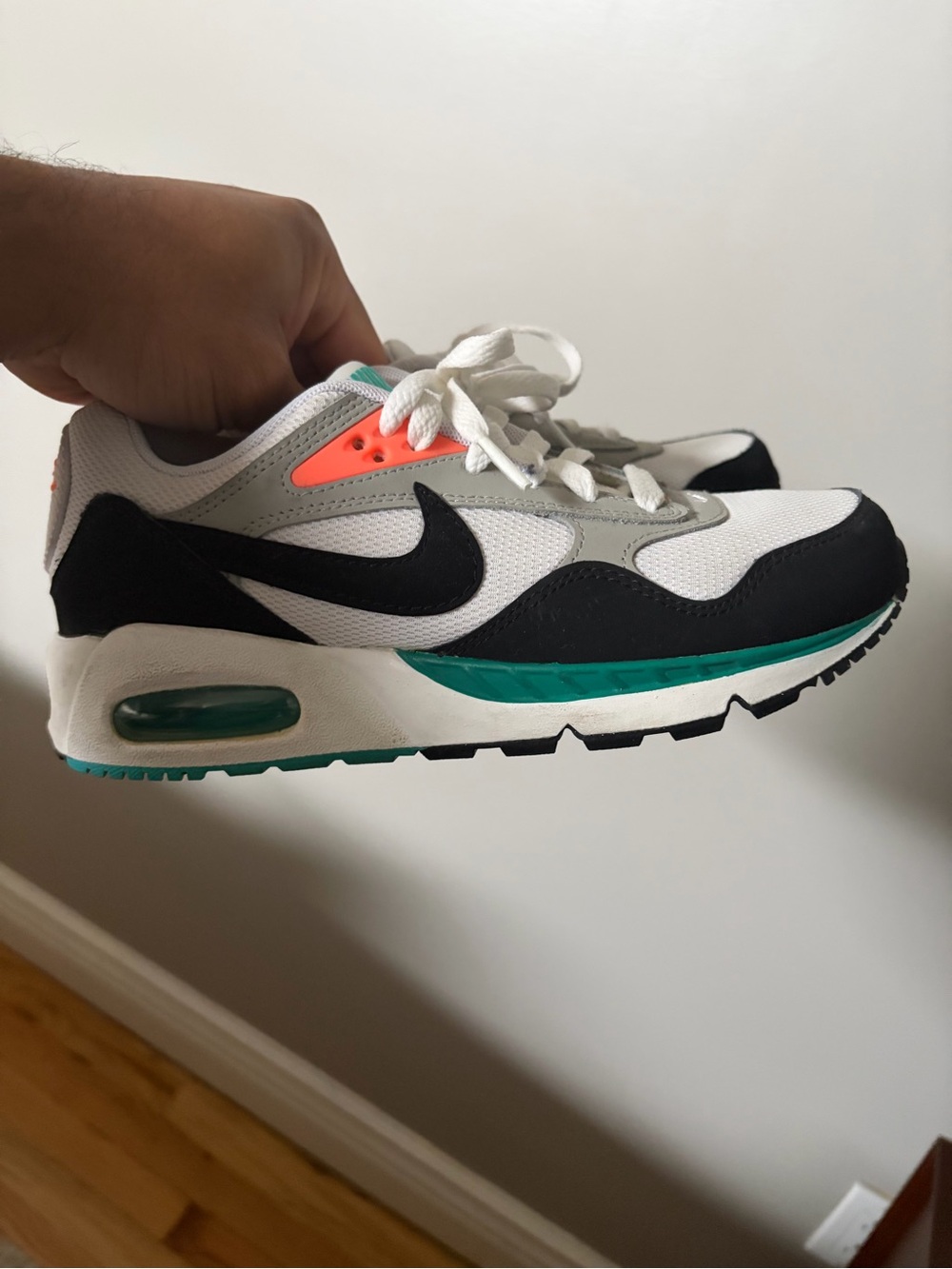 nike air max correlate womens sz 6.5 green orange white black